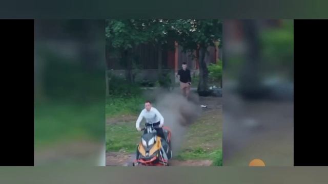 Литвин едет на снегоходе по воде но замедленном времени смотреть онлайн