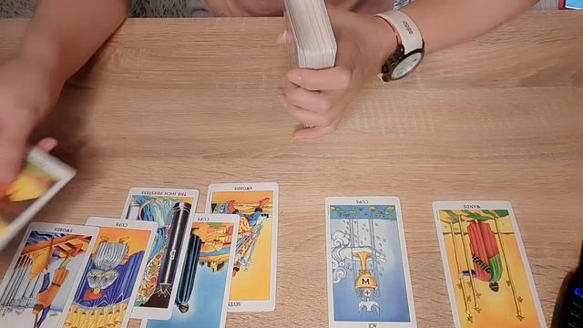 ТАРО. ЧТО ЕГО ПРИВЛЕКЛО В ВАС, И ЧТО МОЖЕТ ОТТОЛКНУТЬ. смотреть онлайн