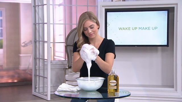 L'Occitane Almond Shower Oil Trio on QVC смотреть онлайн