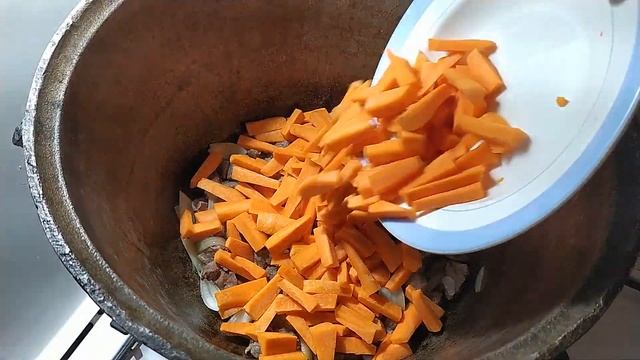 Плов пошаговый рецепт. Рассыпчатый вкусный плов.