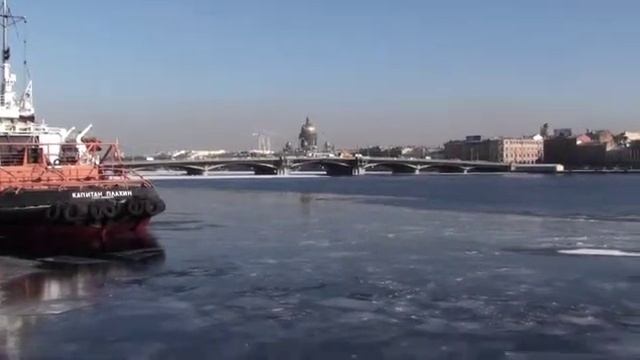 Нева просыпается смотреть онлайн