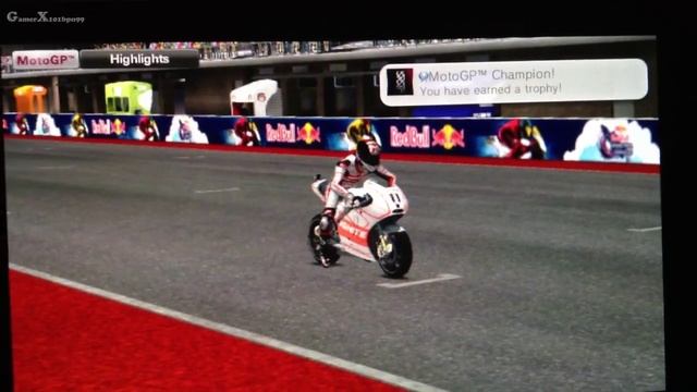 MotoGP 13 Platinum Trophy (PS Vita) смотреть онлайн