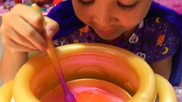 Magic Mixies Magical Misting Cauldron with Interactive Plush Toy #magicmixies