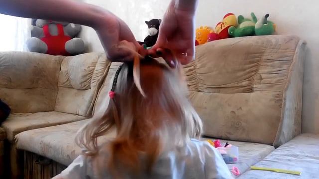 Прическа из косичек на короткие волосы