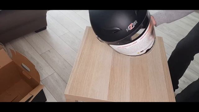 Мотошлем HIZER