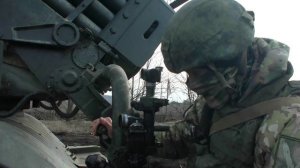 Военные РФ залпом Града уничтожили ангар с несколькими гаубицами