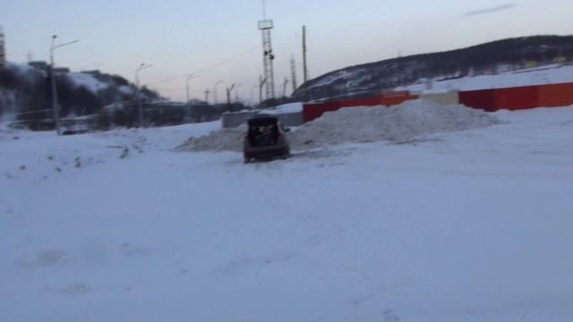 Pride Diamond10 Достойная громкость!!!))) смотреть онлайн