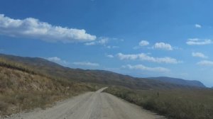 Дорога с юга по долине к г. Казарман.