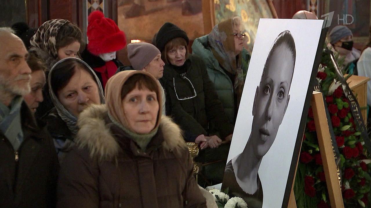 В Москве более тысячи поклонников простились с актрисой Инной Чуриковой