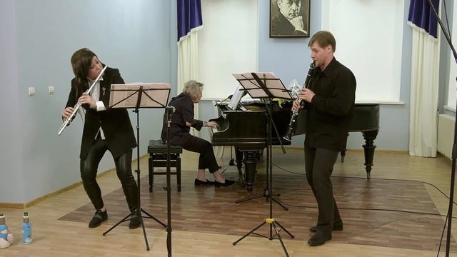 K. Saint-Saëns “Tarantelle” for flute, clarinet and piano, op.6 смотреть онлайн