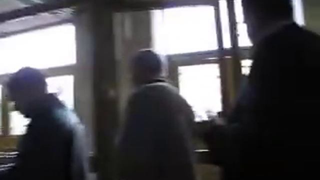 Вахтер против пресс-службы смотреть онлайн