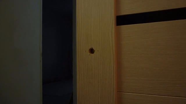 Врезка замка в межкомнатную дверь. И врезка ответной части замка. Ремонт смотреть онлайн