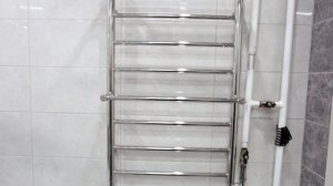 Санузел совмещенный 2.7м2. Душевой уголок обзор.