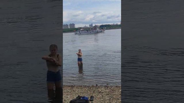 Ехали, ехали и приехали на реку Амур на границе с Китаем . Итог - искупались смотреть онлайн