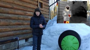 Утеплённый сухой полиэтиленовый кессон зимой. Скважина и зимний водопровод загородного дома.