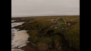 Выбросились в море Лаптевых на необитаемом острове.