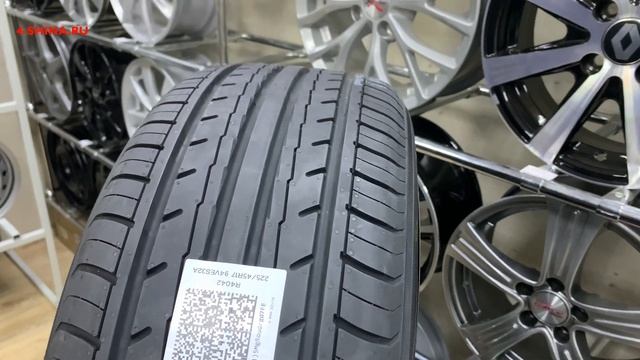 Шины Yokohama Bluearth ES32: Новый уровень комфорта и безопасности на дороге.