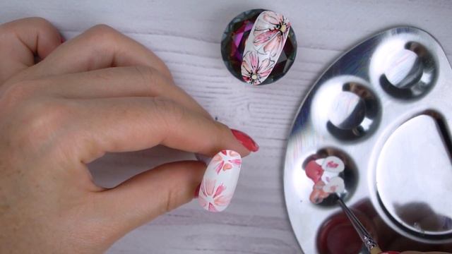 Идеи для МАНИКЮРА. ЦВЕТОЧНЫЙ дизайн ногтей лаками VINYLUX. смотреть онлайн