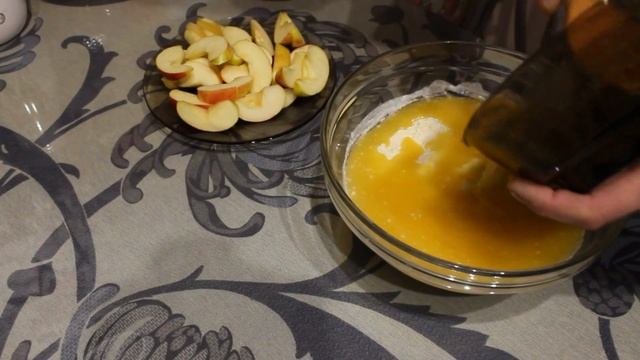 Манник на кефире, без муки - просто вкуснятина.