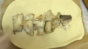 Вкуснейший пирог - рыбник. Привезла рецепт с родины Деда Мороза. Теперь пеку только так.