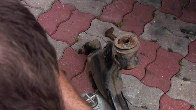 Прадо 150. Замена сайлентблоков в передних рычагах. смотреть онлайн