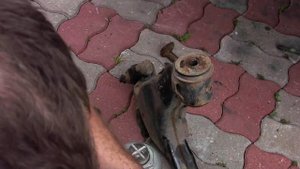 Прадо 150. Замена сайлентблоков в передних рычагах.