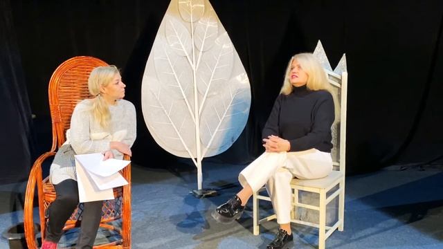 Знакомые все лица (Нина Алгунова и Елена Маслова) смотреть онлайн