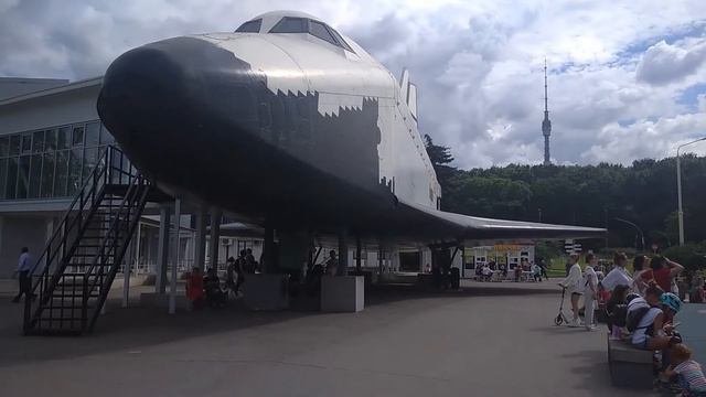 Макет космического корабля Буран на ВДНХ, Останкинский район, Москва