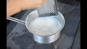 7.9 Горячий сырный соус . лучший соус для сухариков или фондю .