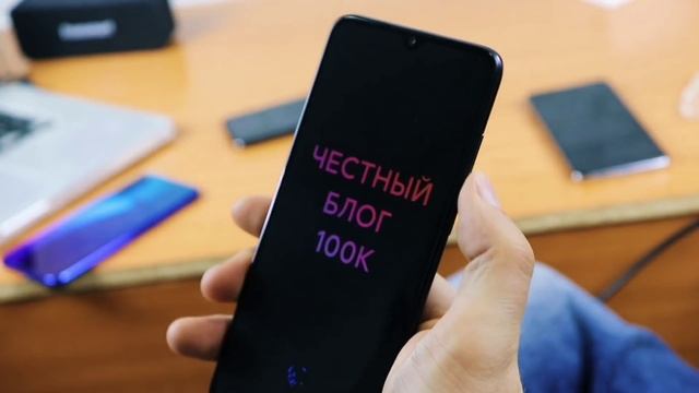 КРАССАВЧИК XIAOMI MI 9 LITE 2 НЕДЕЛИ ИСПОЛЬЗОВАНИЯ смотреть онлайн