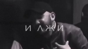 Сердце тихо плачет и болит но как...🙃