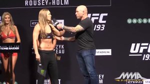 На UFC 193 взвешивание: Ронда Роузи против Холли Холм