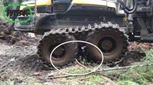 Гусеницы Рутрак на скале