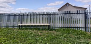 Металлический штакетник для забора