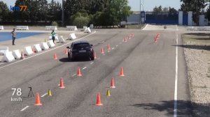 Toyota Corolla Touring Sports 2019 - Maniobra de esquiva (moose test) y eslalon | km77.com