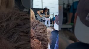 Nuno Bettencourt acoustic solo 08/17/19