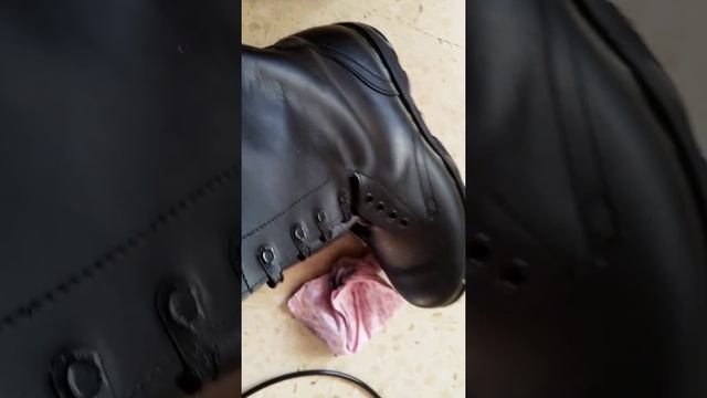 Обувь водо не проницаема, для грязи и снега. смотреть онлайн