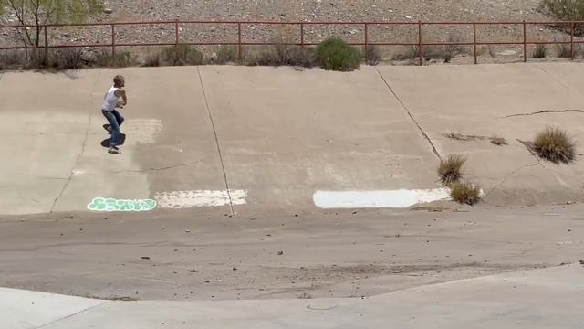 CRAWL x RAGDOLL смотреть онлайн