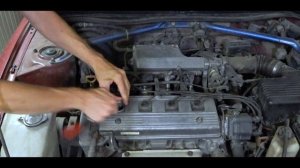 Замена свечей и воздушного фильтра на Toyota Corolla (4a,5a,7a-fe)