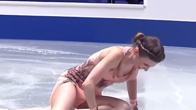 Падение Дарьи Усачевой ?. Скорейшего восстановления! #дарьяусачева