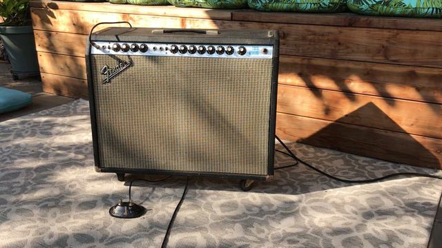 Fender Twin Reverb 1972 Demo 1/2 смотреть онлайн