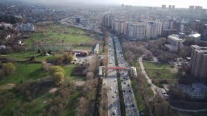 Достопримечательности Алматы и полеты над городом на дроне. Ботанический сад, Аль-Фараби, Трамплин.