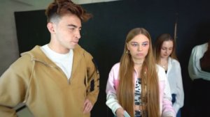 УГАДЫВАЮ СВОЮ ДЕВУШКУ ПО ЧАСТЯМ ТЕЛА!