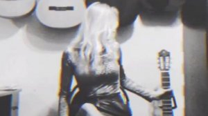 "Танец стихий".("Ковчег") Музыка и слова Александры Рюмцевой. исполняет автор.