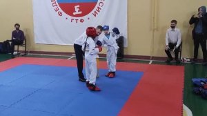 Тхэквондо девочки 7-8 лет 1/2финала. Мурманск.