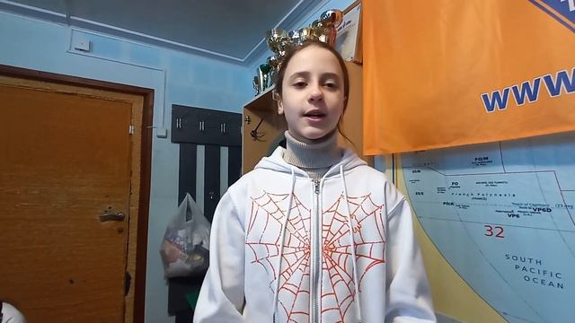 Катя поздравление мамы с праздником 8 марта смотреть онлайн