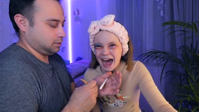 ? ПАПА ДЕЛАЕТ МНЕ МАКИЯЖ ? Бьюти Марго смотреть онлайн