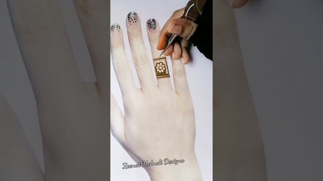 Negative Space Finger Mehndi Design For Bigginers | Easy & Beautiful Mehndi Design l shorts