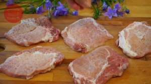 Свинина на луковой подушке