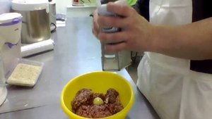 Готовим фарш для котлет